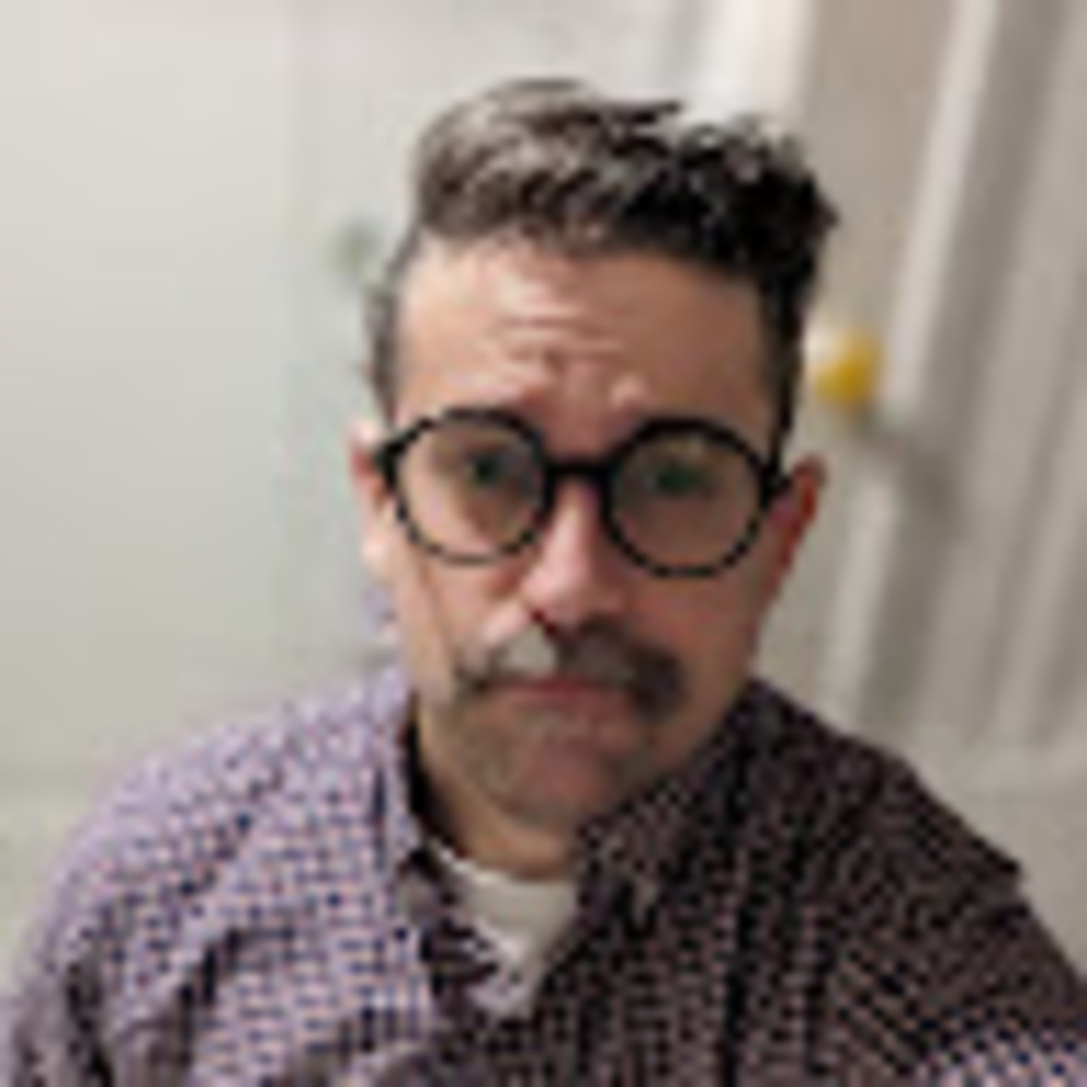 Meet your Posher, Christopher